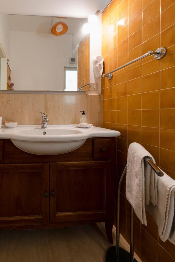 Ai Bastioni Del Massimo Bed & Breakfast Palermo Eksteriør bilde
