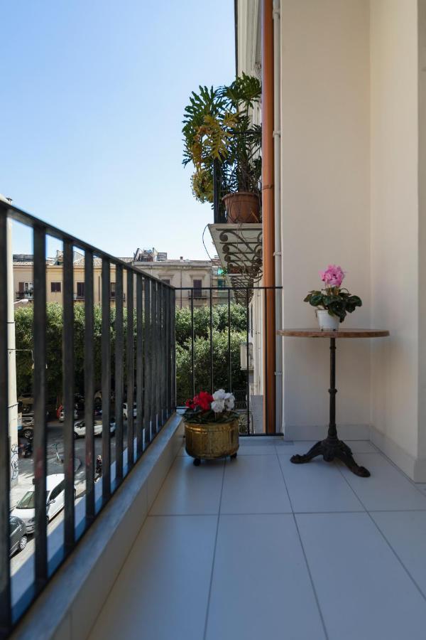 Ai Bastioni Del Massimo Bed & Breakfast Palermo Eksteriør bilde