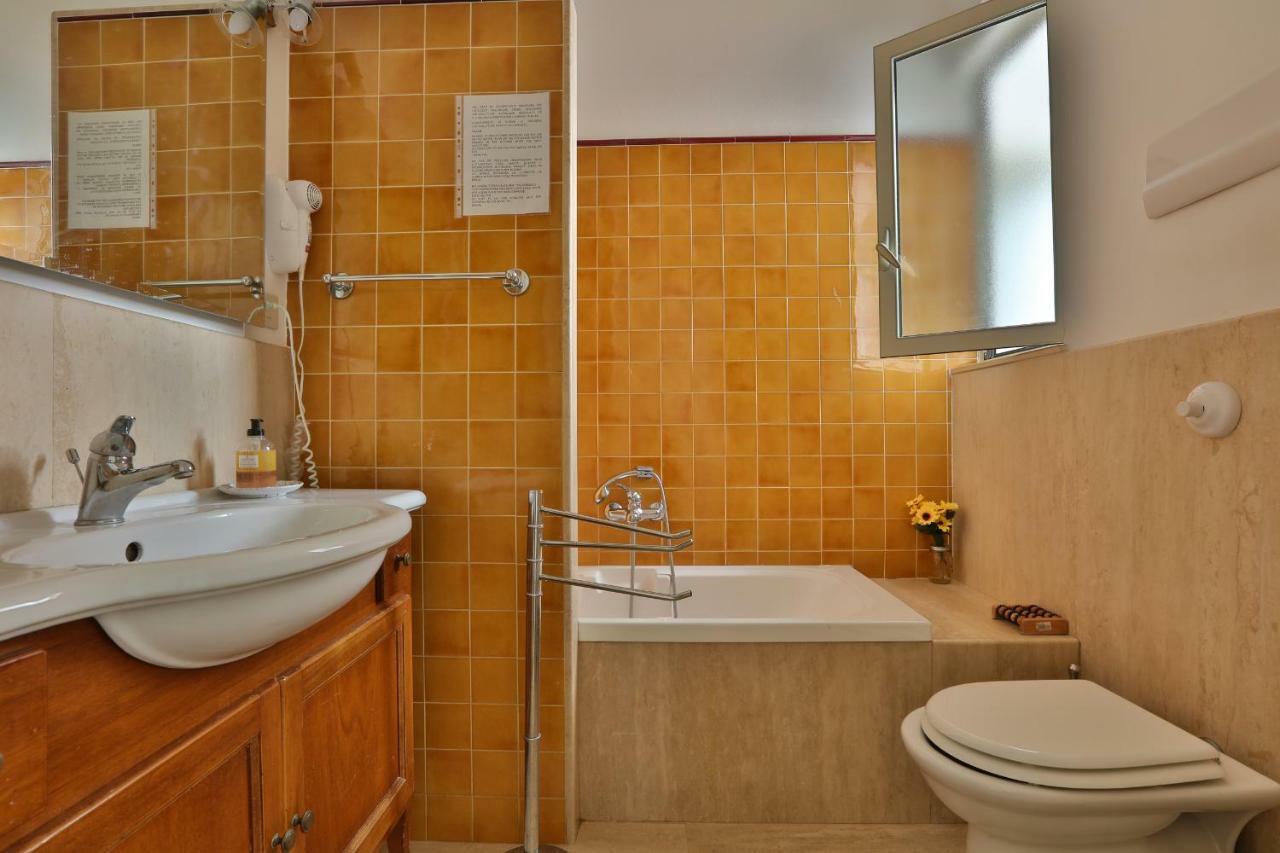 Ai Bastioni Del Massimo Bed & Breakfast Palermo Eksteriør bilde