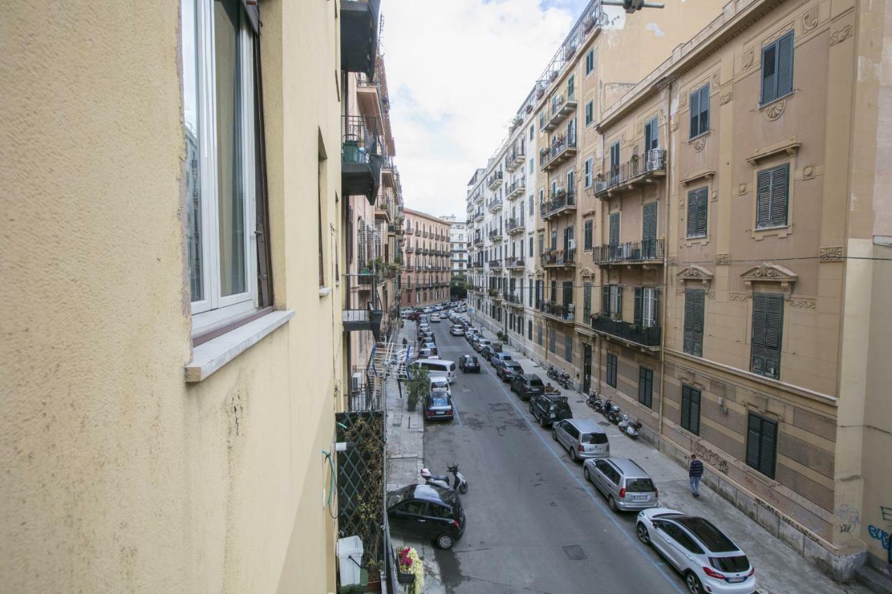 Ai Bastioni Del Massimo Bed & Breakfast Palermo Eksteriør bilde